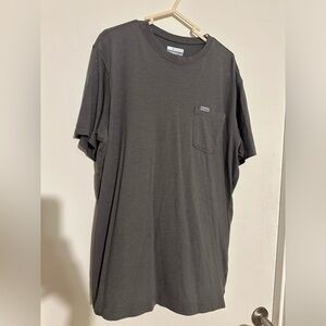 Columbia men’s shirt with pocket